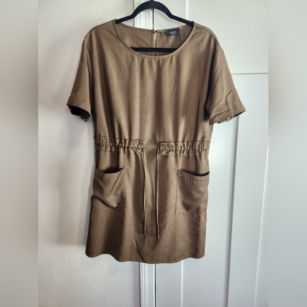 Vici Green Short Sleeve Utility Dress Size Large
